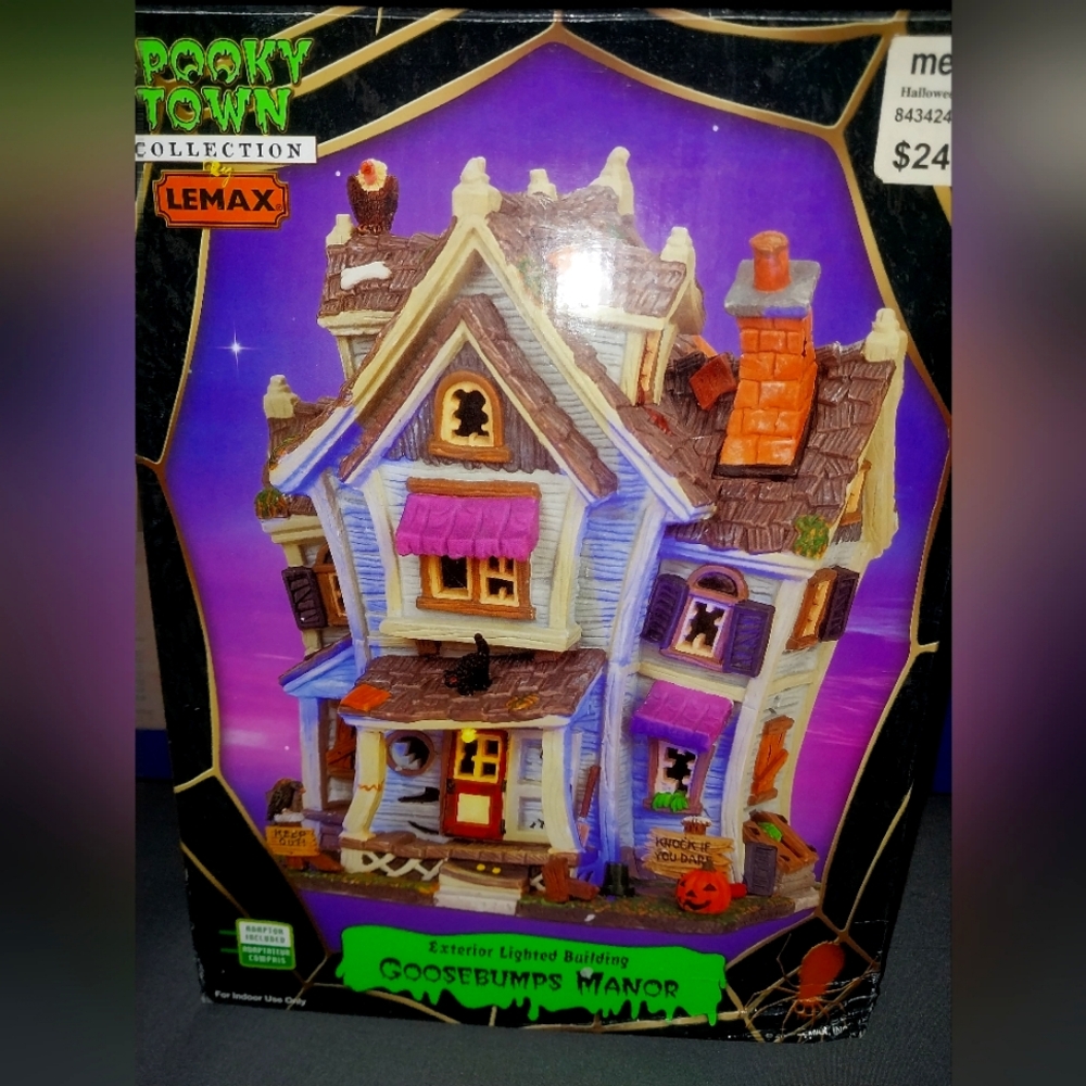 Lemax Spooky Town Goosebumps Manor